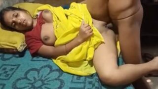 Village Bangla Lady Enjoys Chuda Chudi Nephew