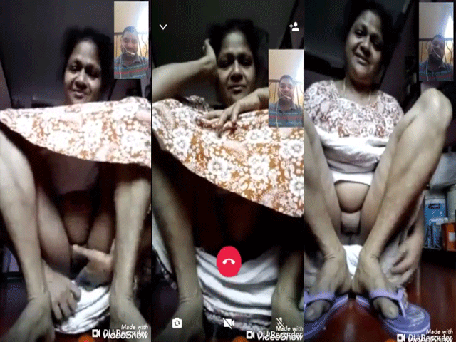 Mature aunty showing pussy live video call